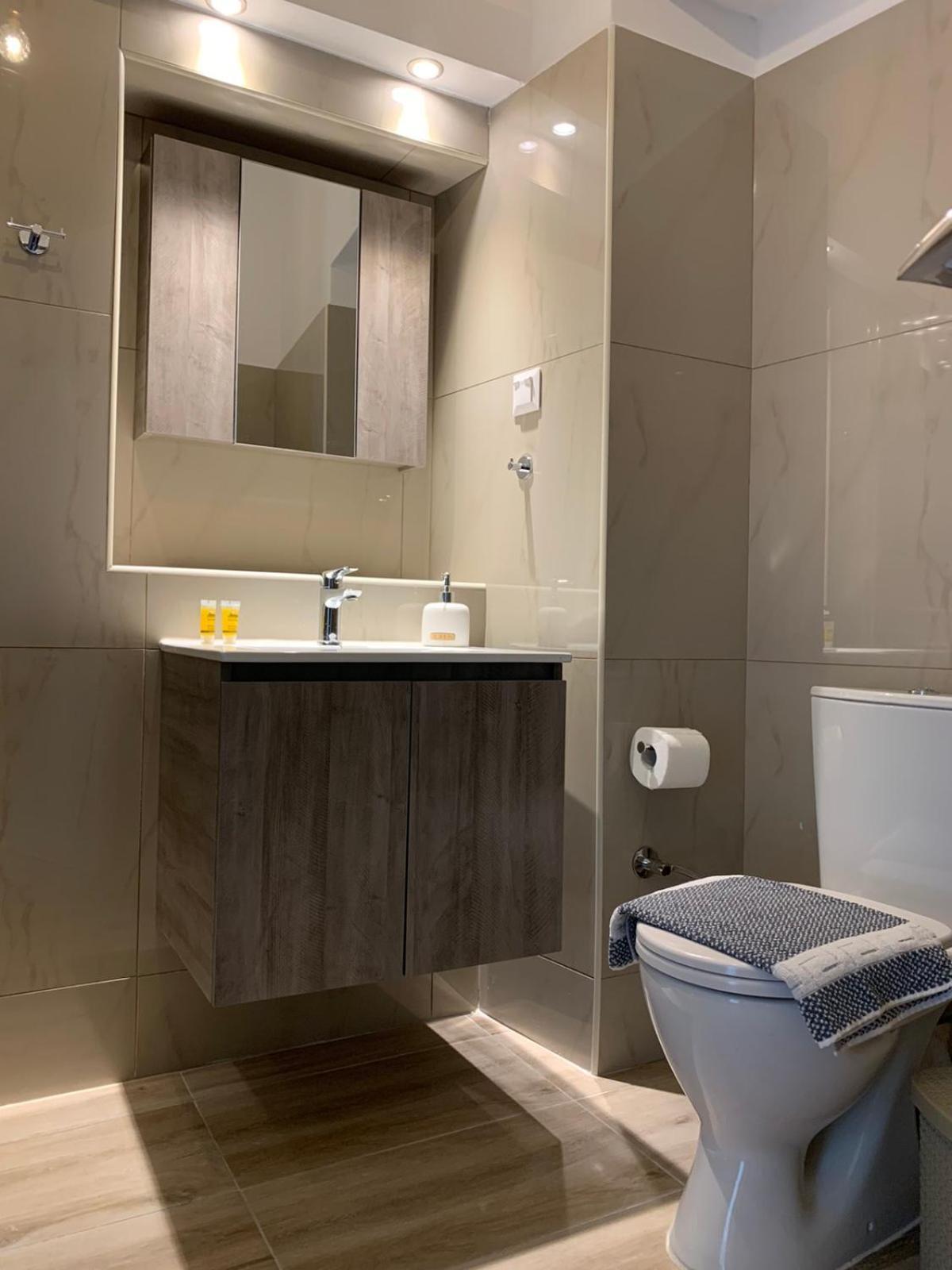 Smyrnis Apartments إرموبولّي الغرفة الصورة