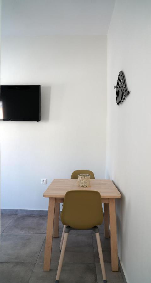 Smyrnis Apartments إرموبولّي المظهر الخارجي الصورة